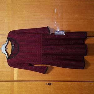 Nina Leonard ladies sweater dress NWT Size large Red /Black